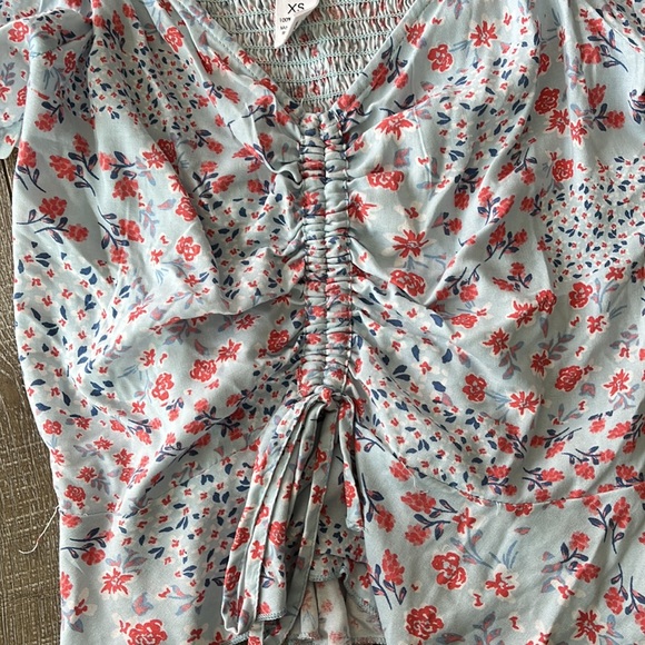 Summery vibes nice blouse - Picture 3 of 4